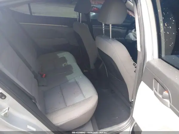 KMHD84LF7JU591659 2018 HYUNDAI ELANTRA - Image 8