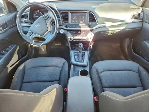 KMHD84LF7JU600831 2018 HYUNDAI ELANTRA - Image 8