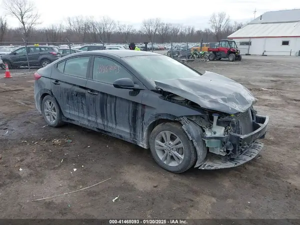 KMHD84LF7JU610467 2018 HYUNDAI ELANTRA - Image 1