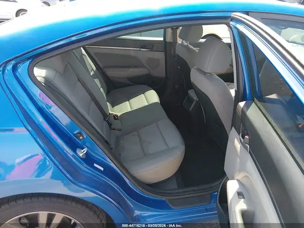 KMHD84LF7JU612512 2018 HYUNDAI ELANTRA - Image 8