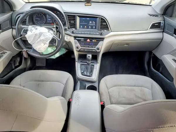 KMHD84LF7JU614728 2018 HYUNDAI ELANTRA - Image 8