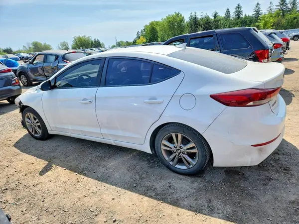 KMHD84LF7JU632971 2018 HYUNDAI ELANTRA - Image 2