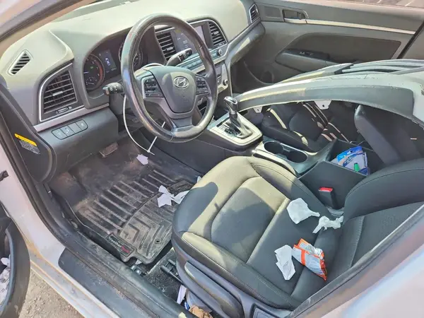 KMHD84LF7JU632971 2018 HYUNDAI ELANTRA - Image 8