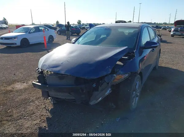 KMHD84LF7JU637152 2018 HYUNDAI ELANTRA - Image 2