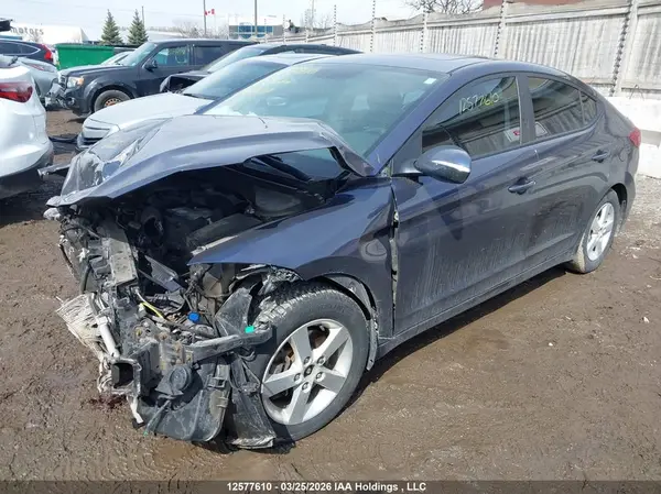 KMHD84LF7JU664111 2018 HYUNDAI ELANTRA - Image 2