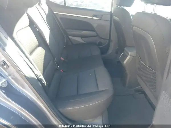KMHD84LF7JU680194 2018 HYUNDAI ELANTRA - Image 8