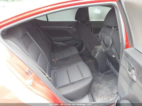 KMHD84LF7JU680437 2018 HYUNDAI ELANTRA - Image 8