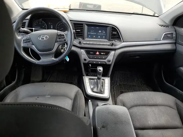 KMHD84LF7JU727319 2018 HYUNDAI ELANTRA - Image 8