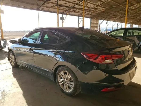 KMHD84LF7KU766848 2019 HYUNDAI ELANTRA - Image 2