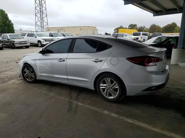 KMHD84LF7KU767711 2019 HYUNDAI ELANTRA - Image 2