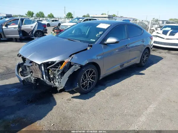 KMHD84LF7KU816776 2019 HYUNDAI ELANTRA - Image 2