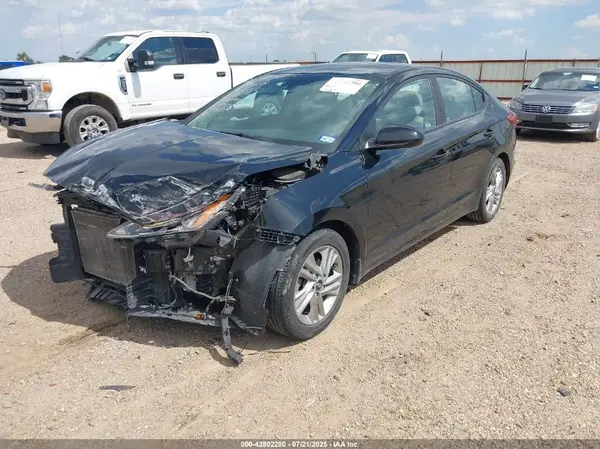 KMHD84LF7KU843153 2019 HYUNDAI ELANTRA - Image 2