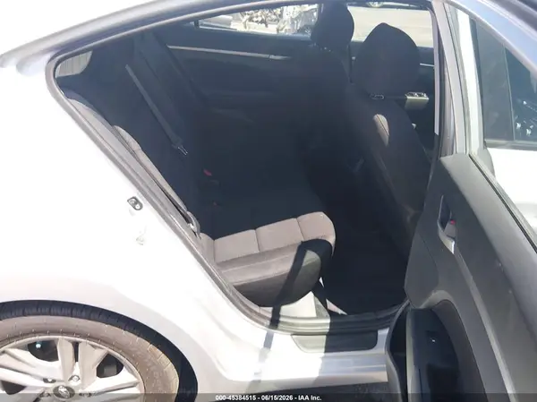 KMHD84LF7KU879893 2019 HYUNDAI ELANTRA - Image 8