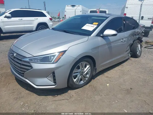 KMHD84LF7LU016111 2020 HYUNDAI ELANTRA - Image 2