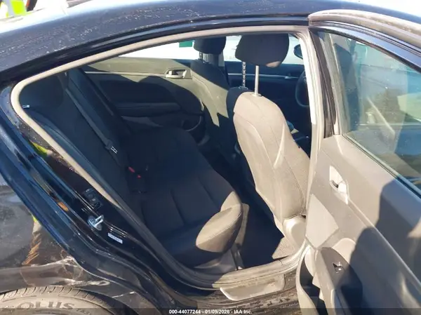 KMHD84LF7LU022426 2020 HYUNDAI ELANTRA - Image 8
