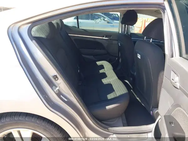 KMHD84LF7LU030655 2020 HYUNDAI ELANTRA - Image 8