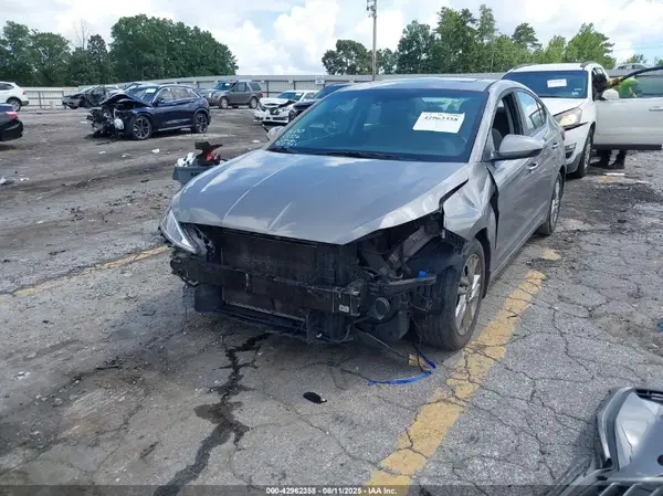 KMHD84LF7LU044118 2020 HYUNDAI ELANTRA - Image 2
