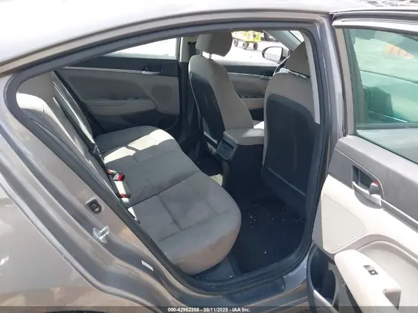 KMHD84LF7LU044118 2020 HYUNDAI ELANTRA - Image 8