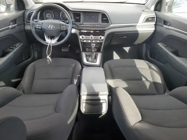 KMHD84LF7LU073053 2020 HYUNDAI ELANTRA - Image 8