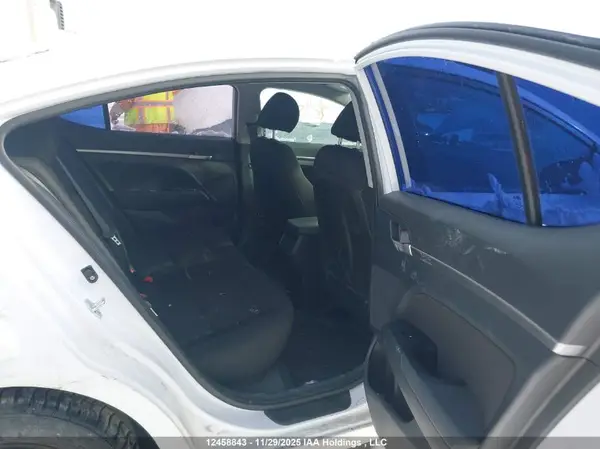 KMHD84LF7LU079404 2020 HYUNDAI ELANTRA - Image 8