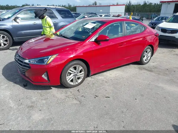 KMHD84LF7LU084571 2020 HYUNDAI ELANTRA - Image 2