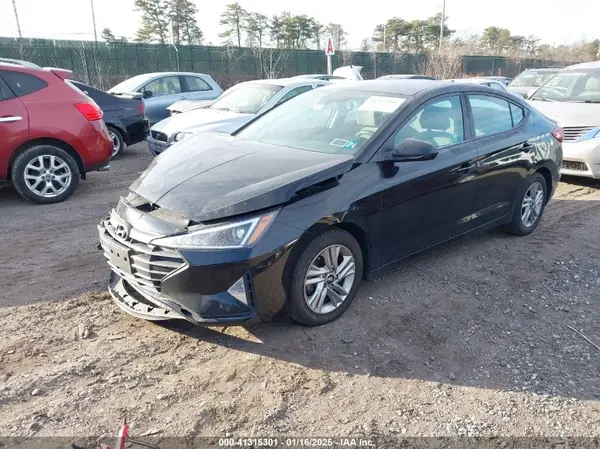 KMHD84LF7LU091892 2020 HYUNDAI ELANTRA - Image 2