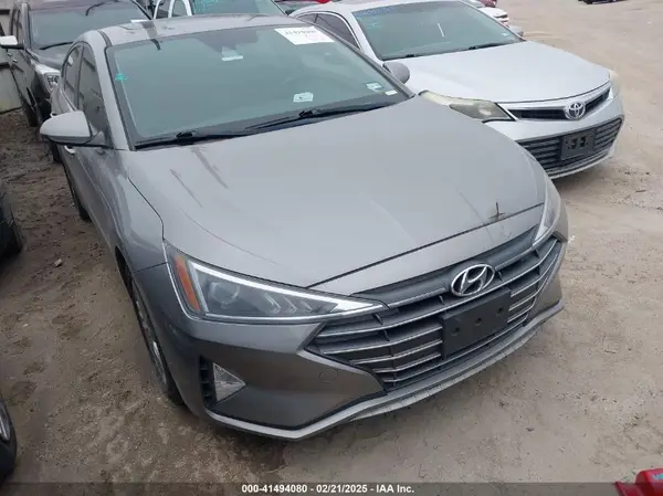 KMHD84LF7LU909220 2020 HYUNDAI ELANTRA - Image 1