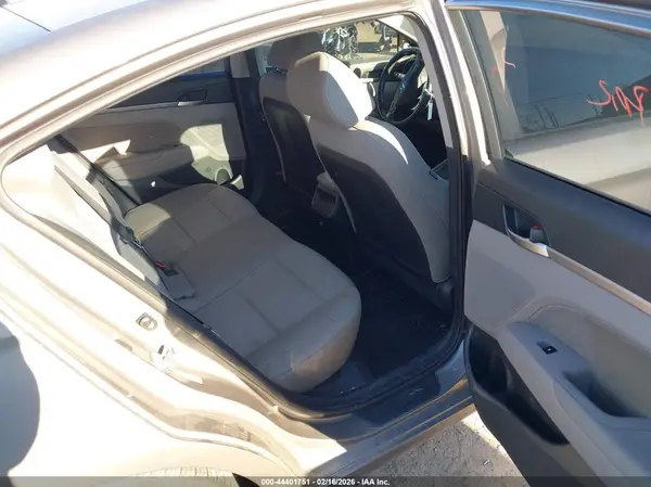 KMHD84LF7LU909282 2020 HYUNDAI ELANTRA - Image 8