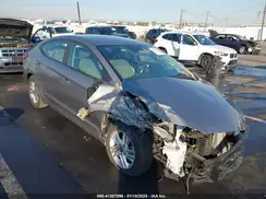 KMHD84LF7LU942959 2020 HYUNDAI ELANTRA