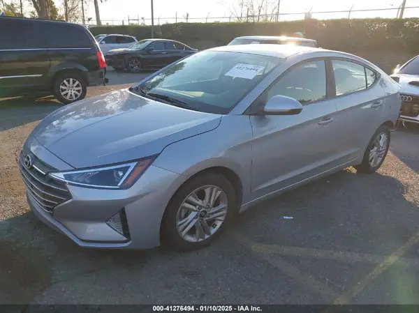 KMHD84LF7LU954870 2020 HYUNDAI ELANTRA - Image 2