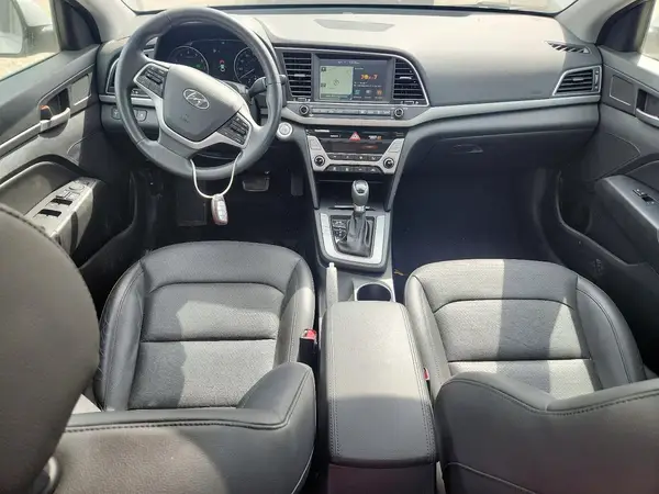 KMHD84LF8HU061856 2017 HYUNDAI ELANTRA - Image 8