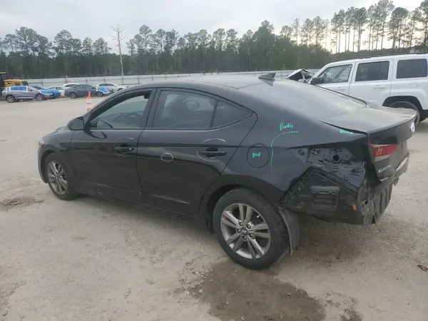 KMHD84LF8HU063574 2017 HYUNDAI ELANTRA - Image 2