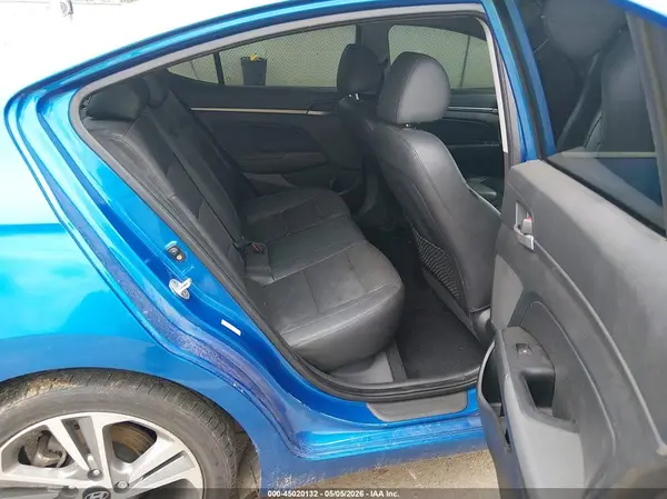 KMHD84LF8HU074915 2017 HYUNDAI ELANTRA - Image 8