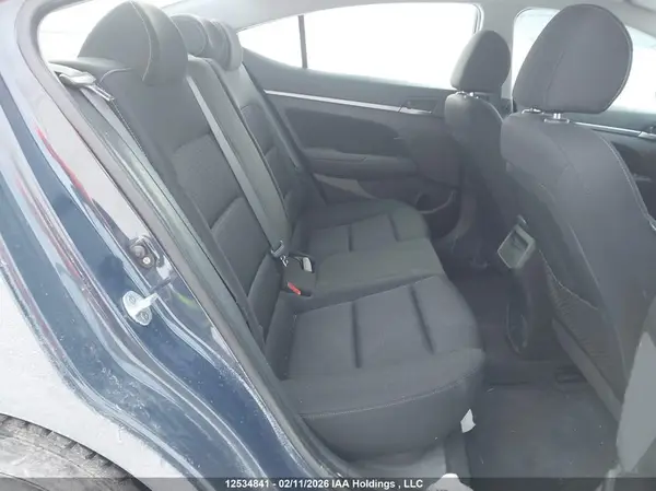 KMHD84LF8HU092444 2017 HYUNDAI ELANTRA - Image 8