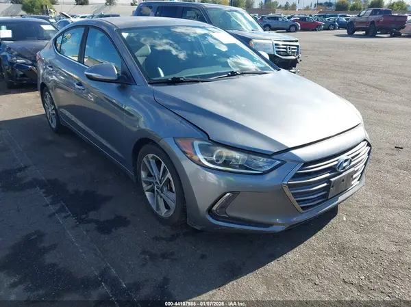 KMHD84LF8HU104639 2017 HYUNDAI ELANTRA - Image 1