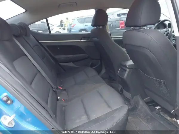 KMHD84LF8HU122834 2017 HYUNDAI ELANTRA - Image 8