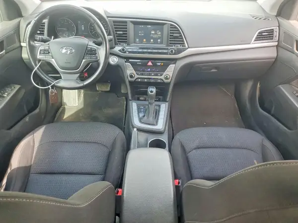 KMHD84LF8HU132313 2017 HYUNDAI ELANTRA - Image 8