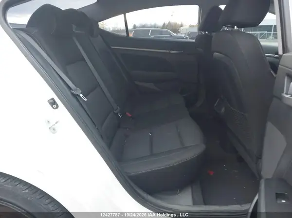KMHD84LF8HU134062 2017 HYUNDAI ELANTRA - Image 8