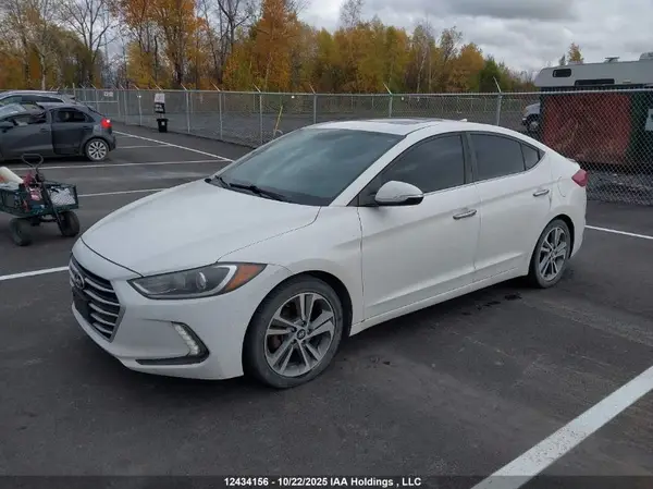 KMHD84LF8HU138323 2017 HYUNDAI ELANTRA - Image 2