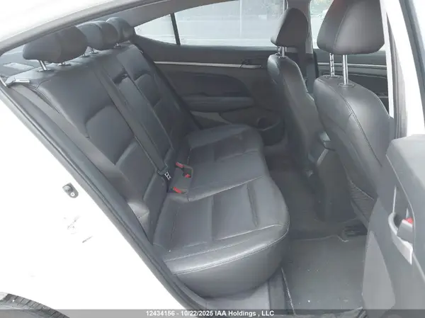 KMHD84LF8HU138323 2017 HYUNDAI ELANTRA - Image 8