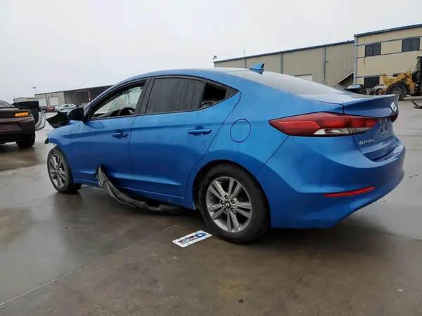 KMHD84LF8HU138953 2017 HYUNDAI ELANTRA - Image 2