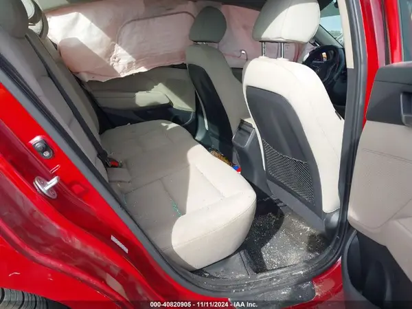 KMHD84LF8HU141481 2017 HYUNDAI ELANTRA - Image 8