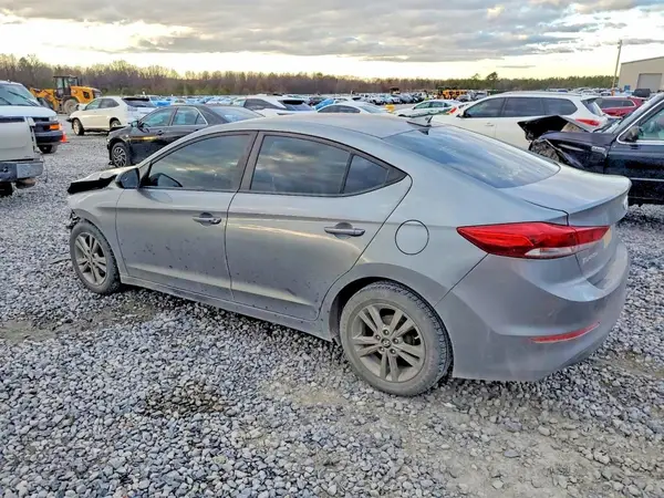KMHD84LF8HU151458 2017 HYUNDAI ELANTRA - Image 2