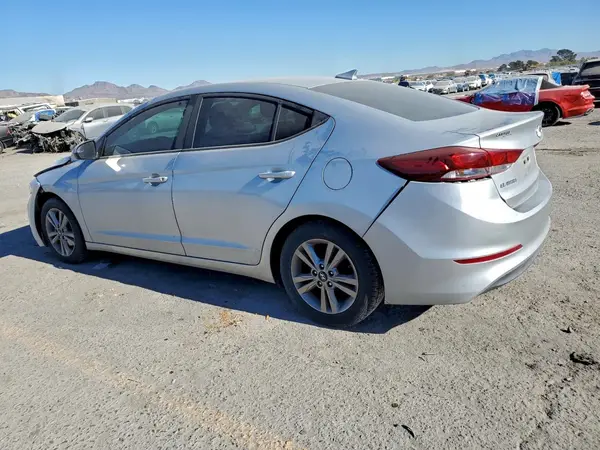 KMHD84LF8HU156076 2017 HYUNDAI ELANTRA - Image 2
