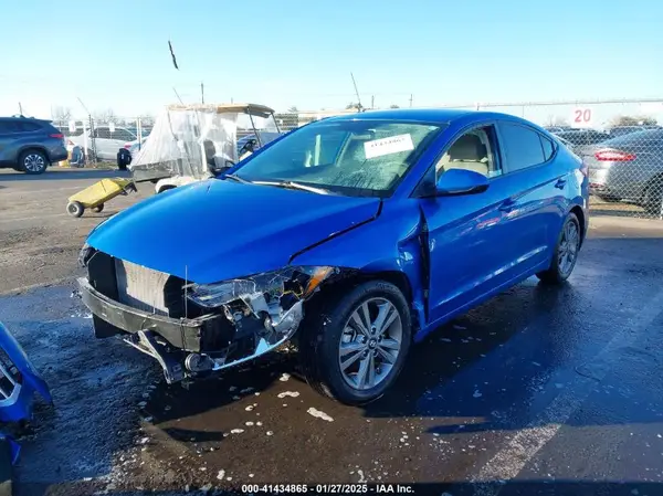 KMHD84LF8HU167918 2017 HYUNDAI ELANTRA - Image 2