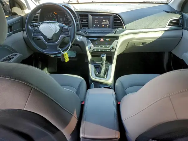 KMHD84LF8HU174772 2017 HYUNDAI ELANTRA - Image 8