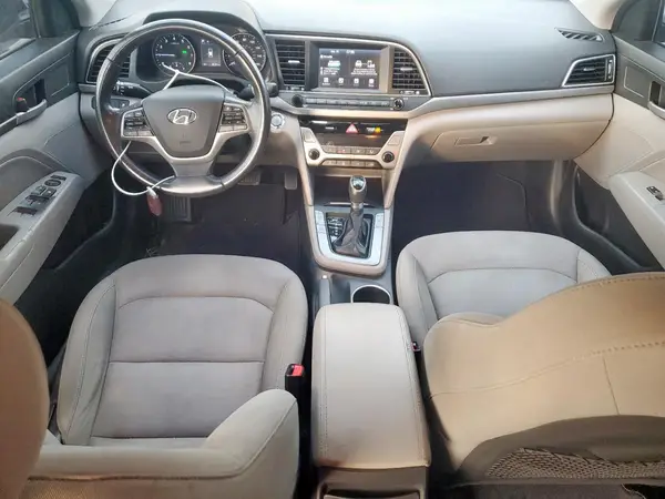 KMHD84LF8HU180118 2017 HYUNDAI ELANTRA - Image 8