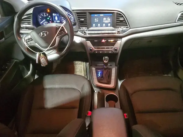 KMHD84LF8HU187795 2017 HYUNDAI ELANTRA - Image 8