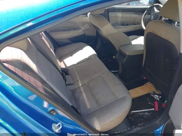 KMHD84LF8HU189644 2017 HYUNDAI ELANTRA - Image 8