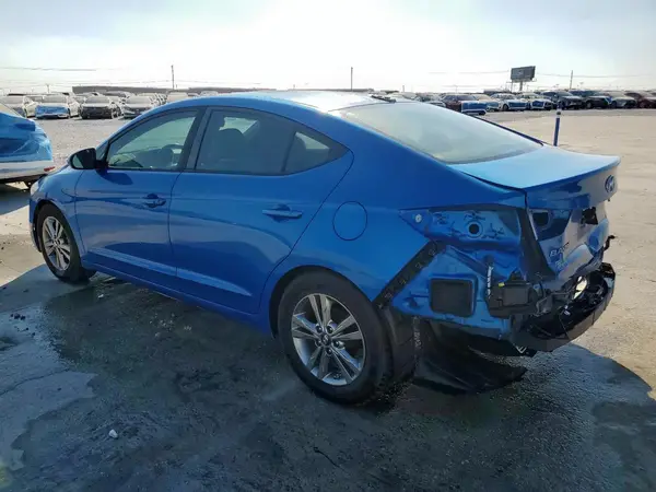 KMHD84LF8HU195847 2017 HYUNDAI ELANTRA - Image 2